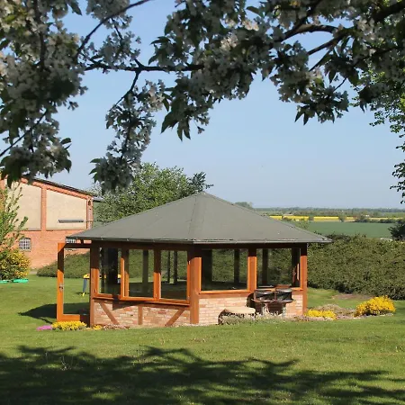 Dom wakacyjny Cosy Farmhouse In Near Baltic Sea